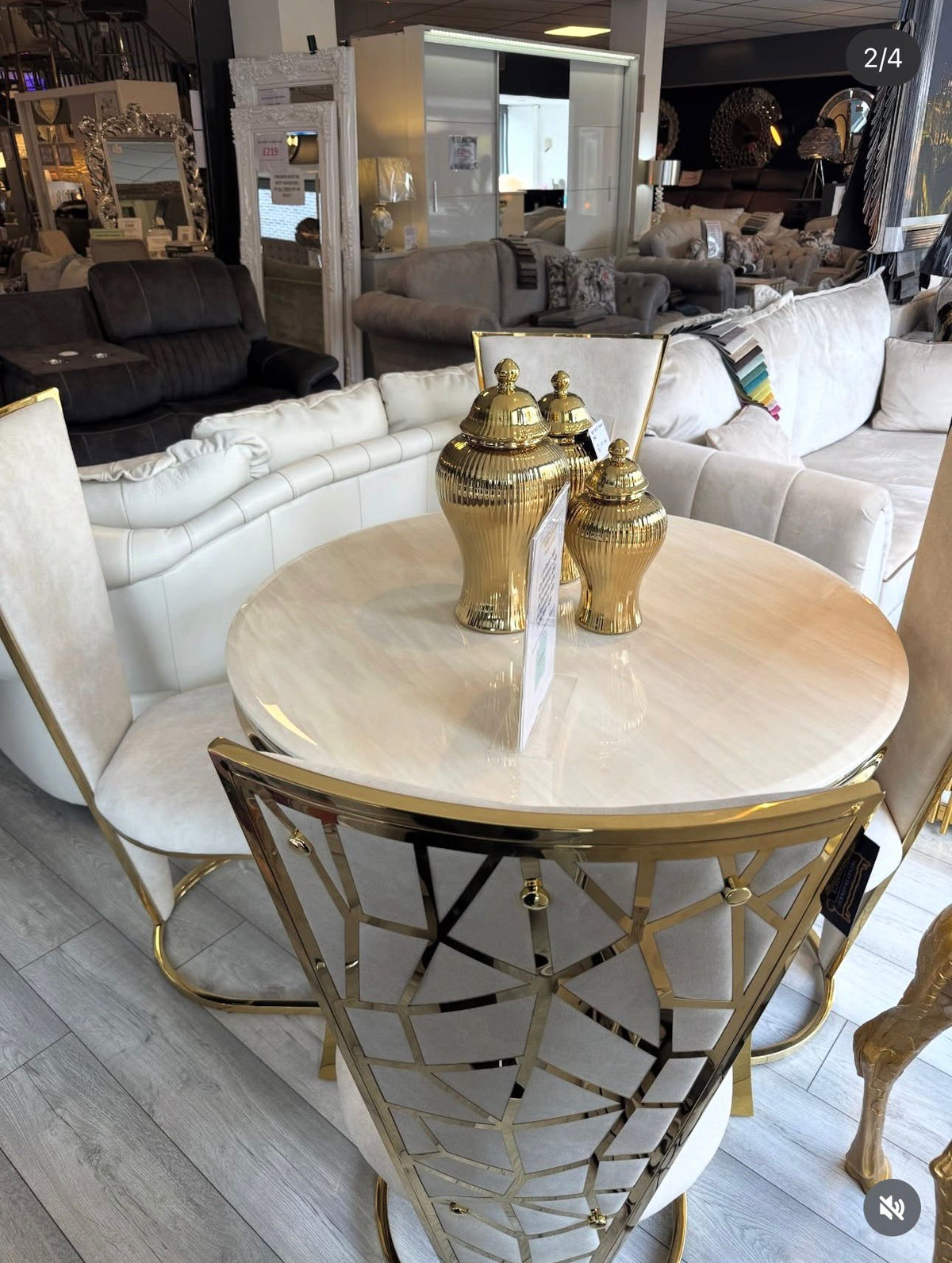 Louis Cream Gold Round Table With Cream Gold Vienna Chairs 