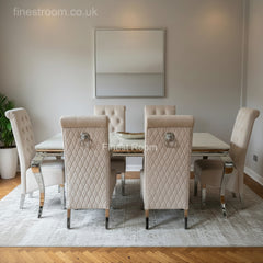 Louis Table With Caya Chairs